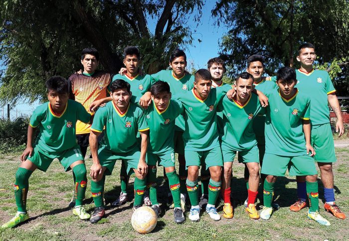 Bolivia FC, amor al fútbol y la añoranza de nuestra tierra