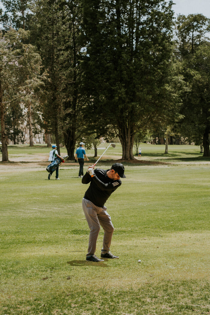 <strong>Tigo Business reúne a más de un centenar de golfistas en la cancha más alta del mundo con el torneo “Abierto de La Paz”</strong>