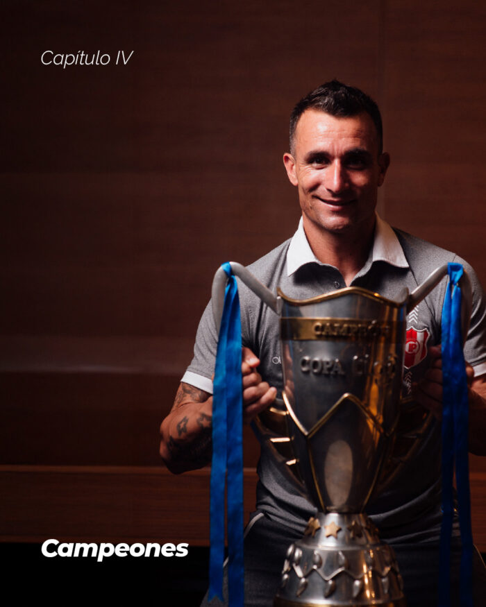 CAPÍTULO IV – CAMPEONES